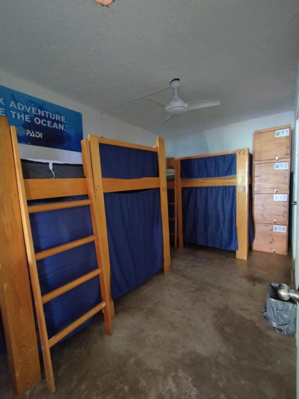 Blue Magic Hostel Cozumel Exteriör bild